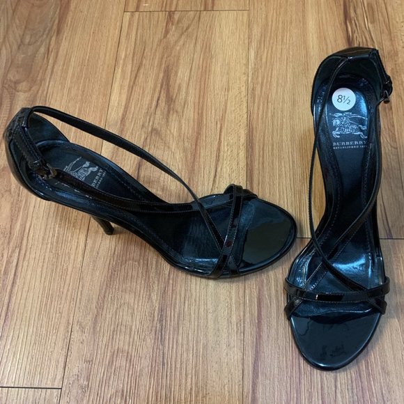 Burberry Black Classic Patent Leather Stiletto Heels - Picture 3 of 13